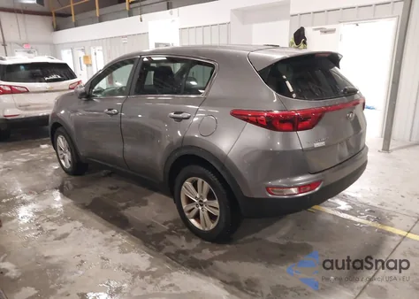 2017 Kia Sportage Lx z USA, uszkodzony, nr VIN KNDPMCACXH7158183